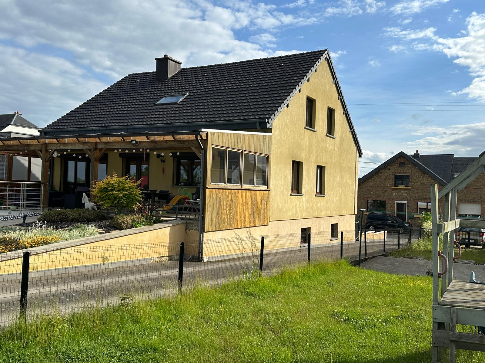 store exterieur et protection solaire maison Luxembourg